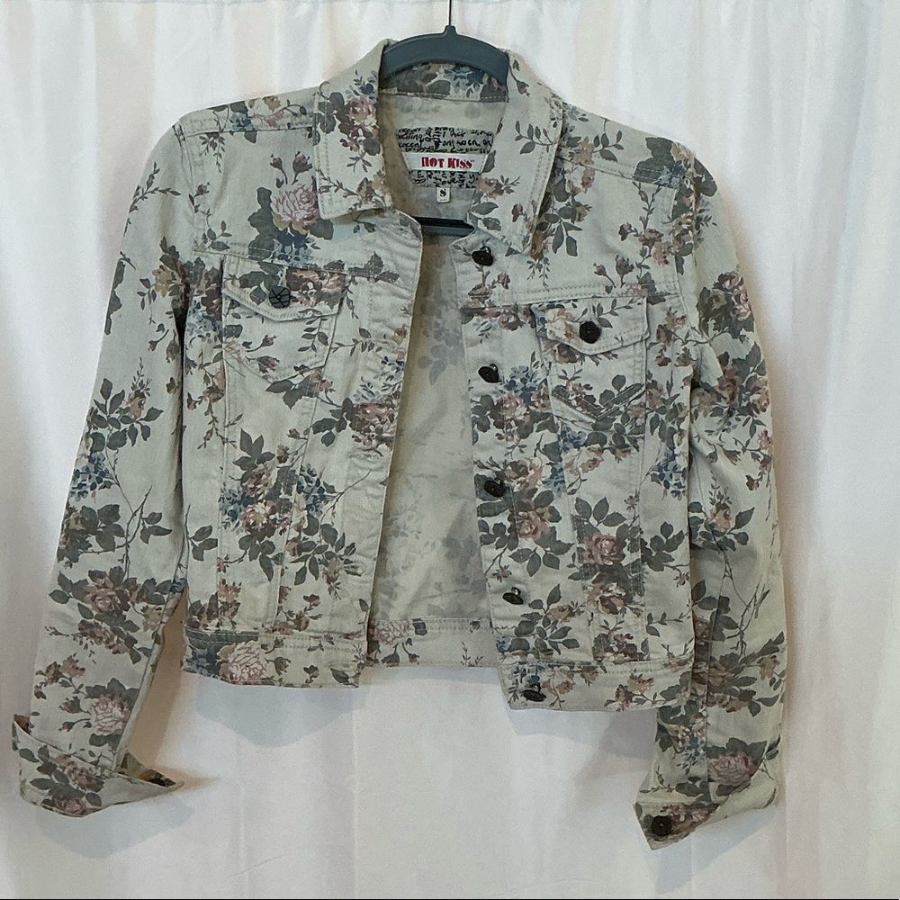 Hot Kiss Floral Denim Jacket in Light Beige and Rose | Size Small